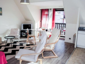 Apartment Les Jardins du Yacht Club by Interhome